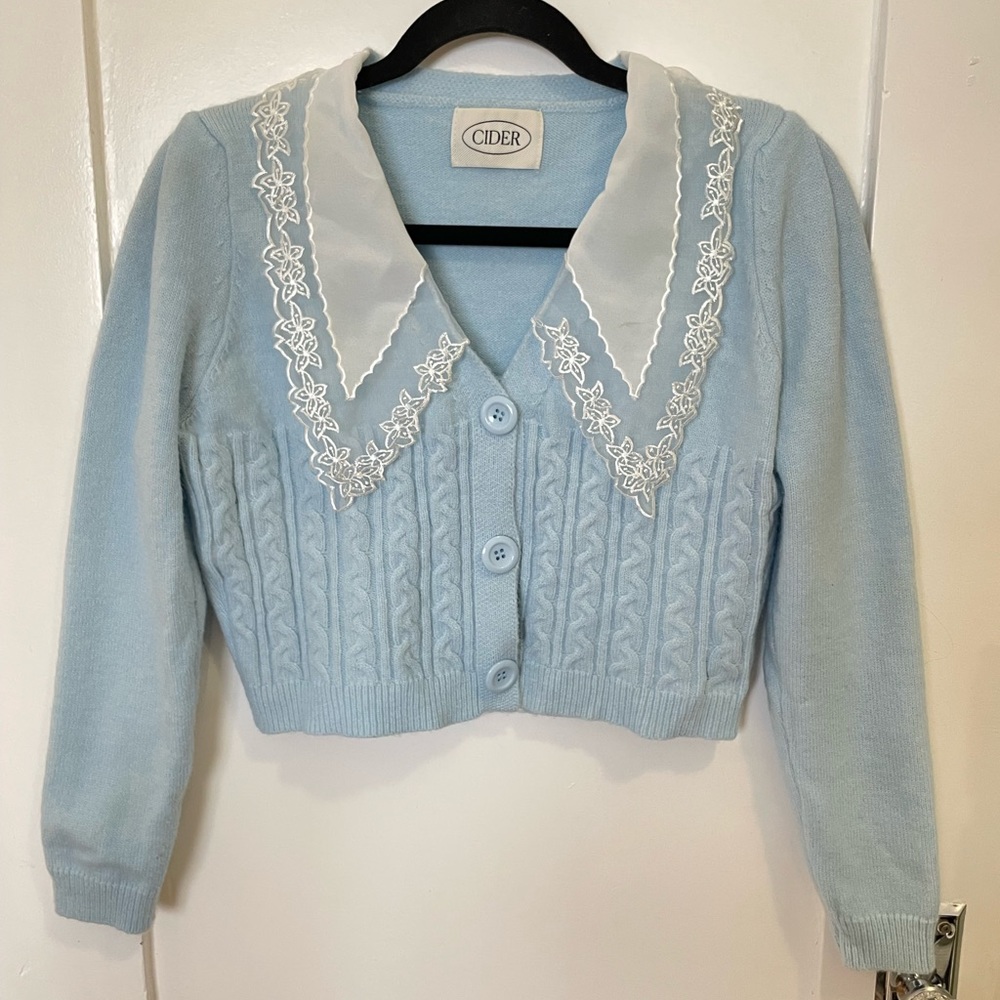 CIDER baby blue cardigan with white lace collar